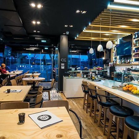 Blackhaus Young Mini Θεσσαλονίκη Εξωτερικό φωτογραφία